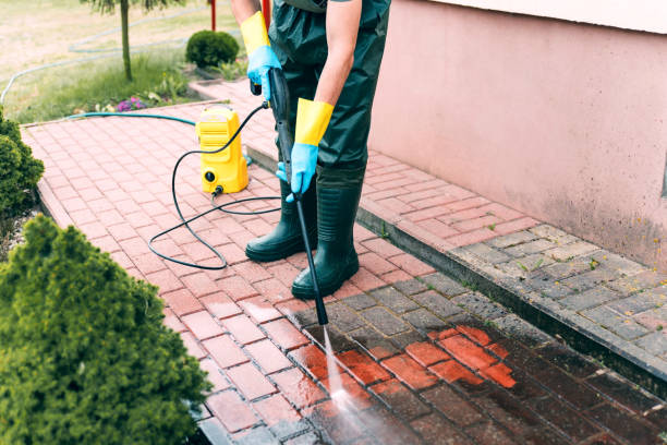 Best Pool Deck Cleaning  in Wedgefield, SC